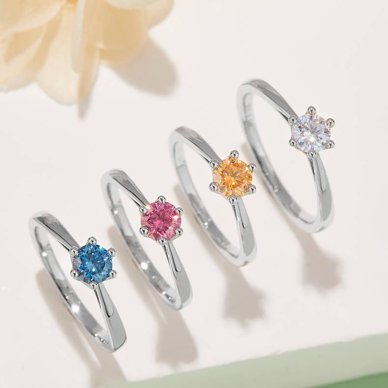 直臂皇冠S925银镀白金MoissaniteWomen's Ring50分D级